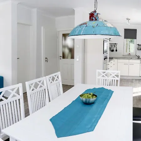 Droeoem Unter Reet 2 Comfortable Holiday home Neu Gaarz