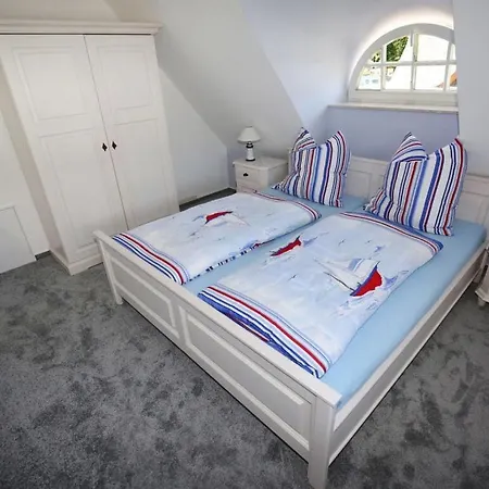 Droeoem Unter Reet 2 Comfortable *